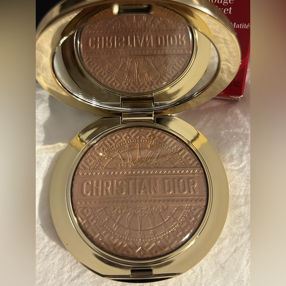 Dior Bundle with Clarins Lipstick -$185 retail - Picture 2 of 7